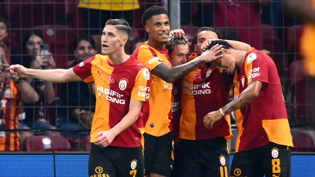 Galatasaray 5 gollü maçta kazandı! Sarı-kırmızılılar, Göztepe'yi 3-2 yendi