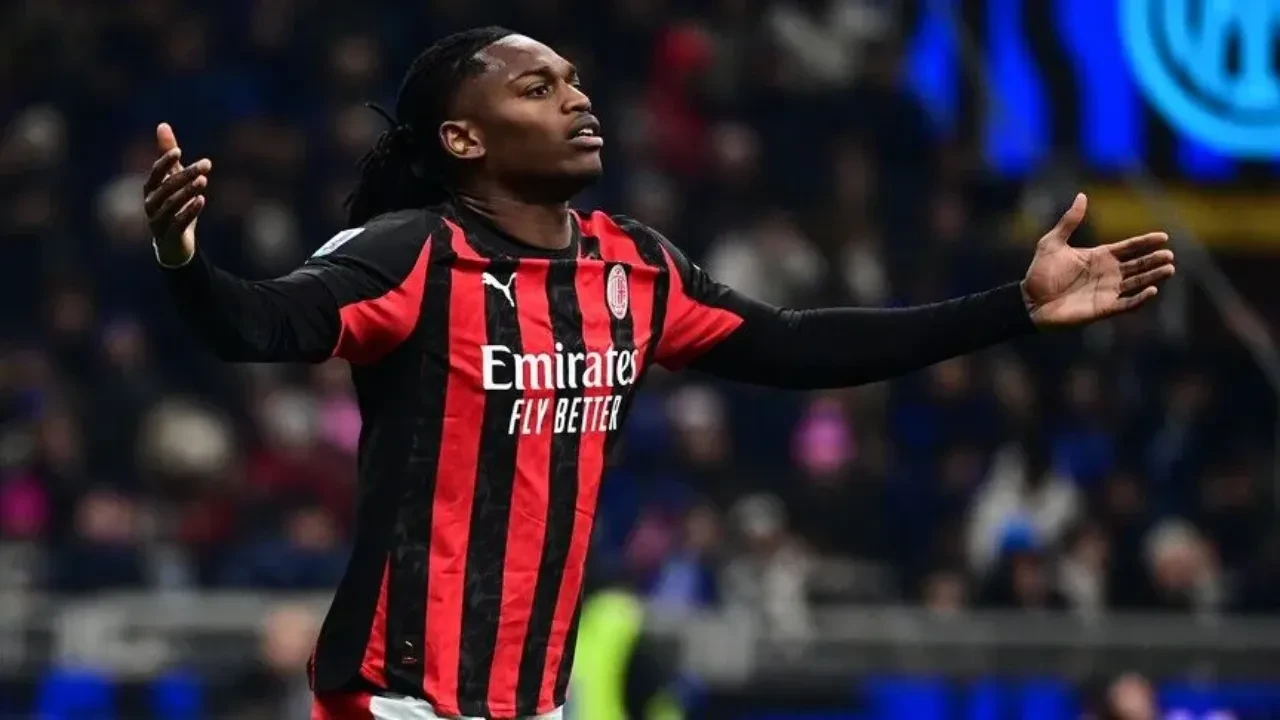 Galatasaray’ın yeni transferi Rafael Leao'dan taraftara mesaj