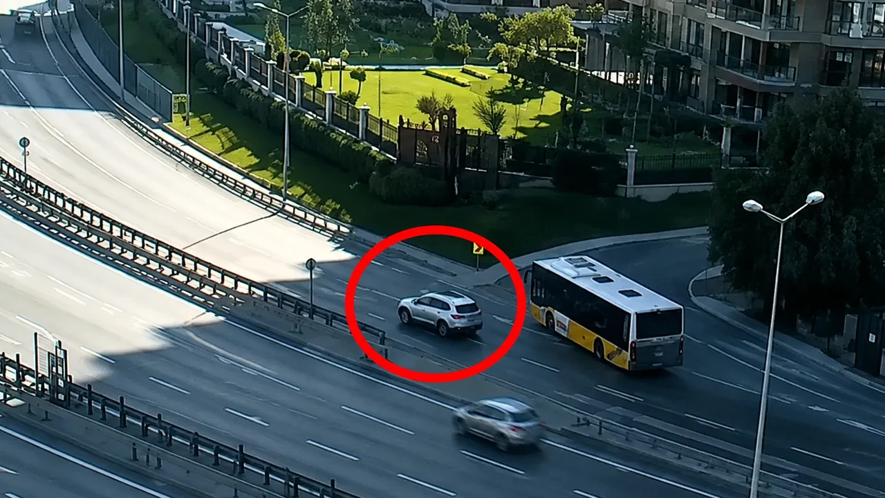 İETT otobüsü kazasında yeni gelişme! Manevra yapan aracın şoförü tutuklandı