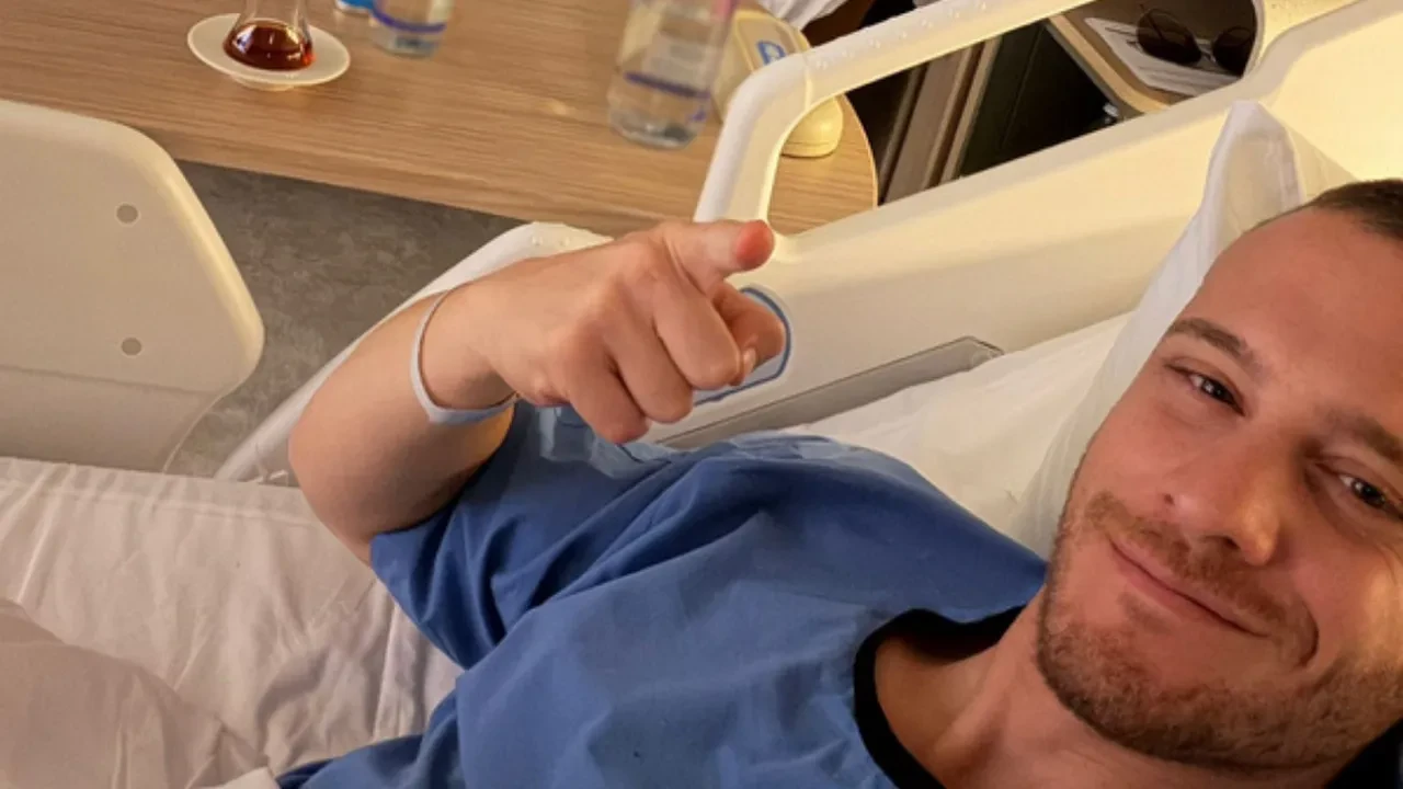 Kerem Bürsin’den sevenlerini korkutan haber! Yeniden ameliyat masasına yattı
