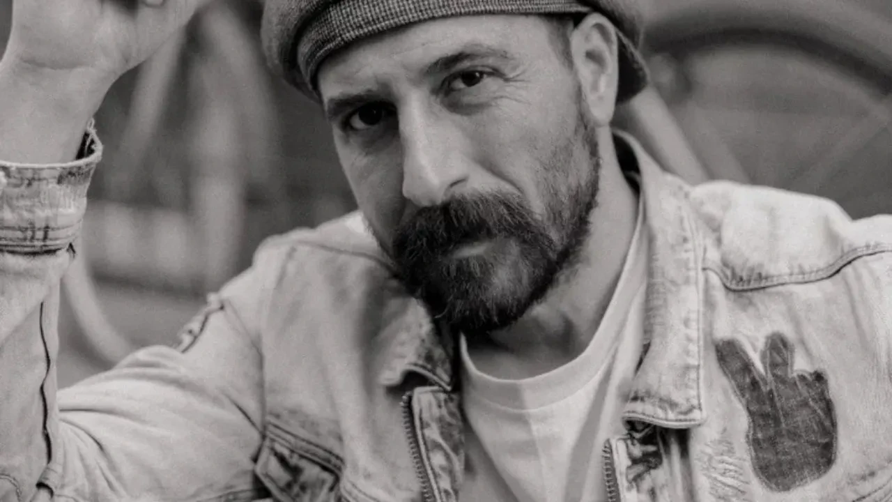Muhtemel Aşk’a sürpriz isim! Muhtemel Aşk’ın Hamza’sı Selim Makaroğlu kimdir?