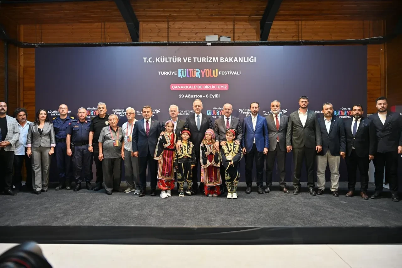Tarih, sanat ve lezzet bir arada: 9 gün sürecek Çanakkale Kültür Yolu Festivali başladı