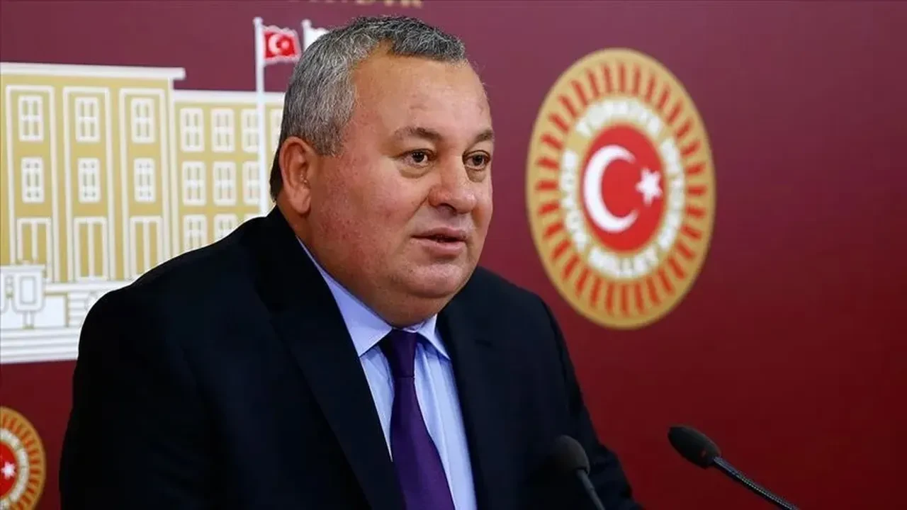 Cemal Enginyurt’un danışmanı Cem Tekinoğlu gözaltına alındı! 1.35 milyarlık para trafiğinde 'burs' detayı