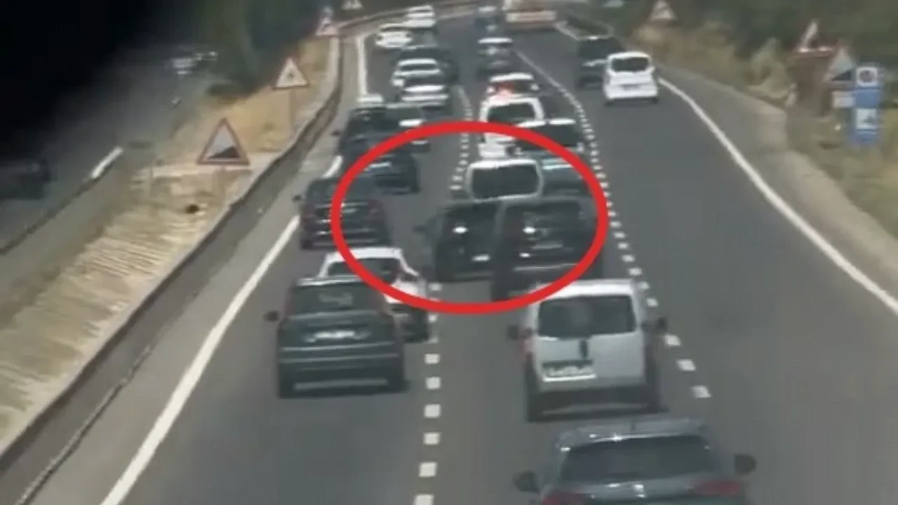 Bursa’da trafikte makas atan sürücü ‘Pes’ dedirtti