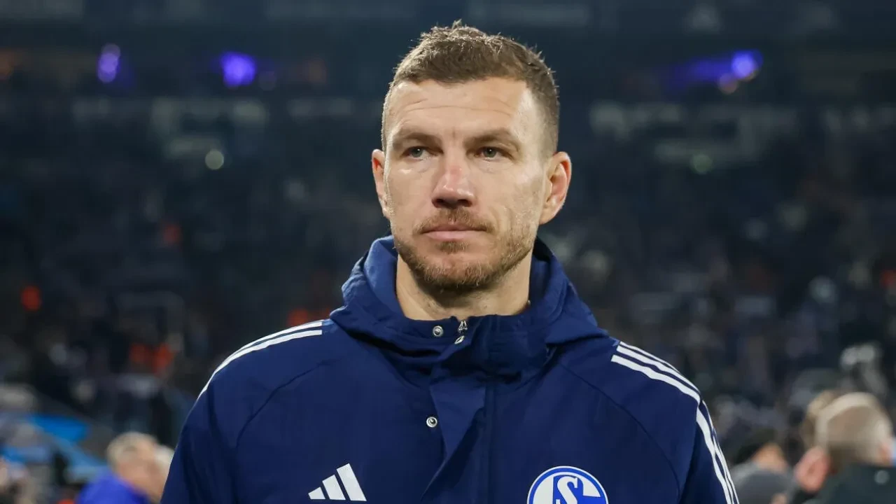 Edin Dzeko imzayı attı! 40 yaşındaki golcüyle ilgili yeni gelişme