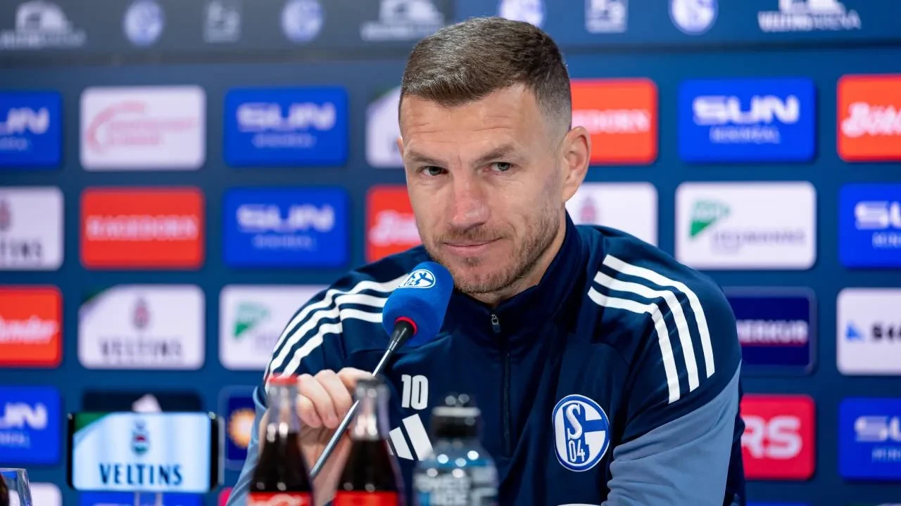 Edin Dzeko imzayı attı! 40 yaşındaki golcüyle ilgili yeni gelişme