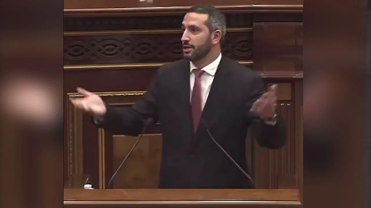 Ermenistan Meclis Başkanı Rubinyan Adana kebabı öve öve bitiremedi