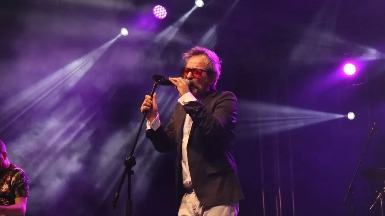 Feridun Düzağaç'tan hayranlarını korkutan mesaj! Konserleri iptal etti