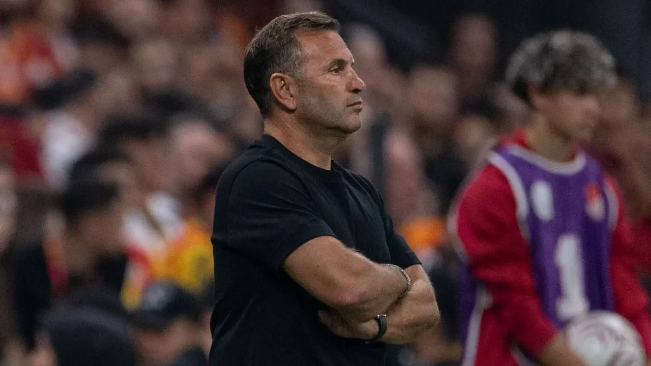 Galatasaray'da Okan Buruk, "Taraftarlar merak etmesinler" diyerek duyurdu! "Transfer yapacağız"