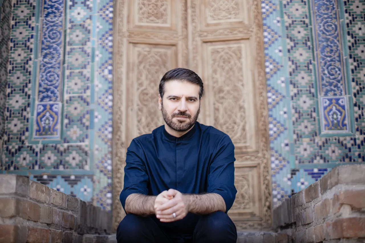 Sami Yusuf yeniden Türkiye'de! Büyük sürprizlerle Ağustos'ta sahne alacak