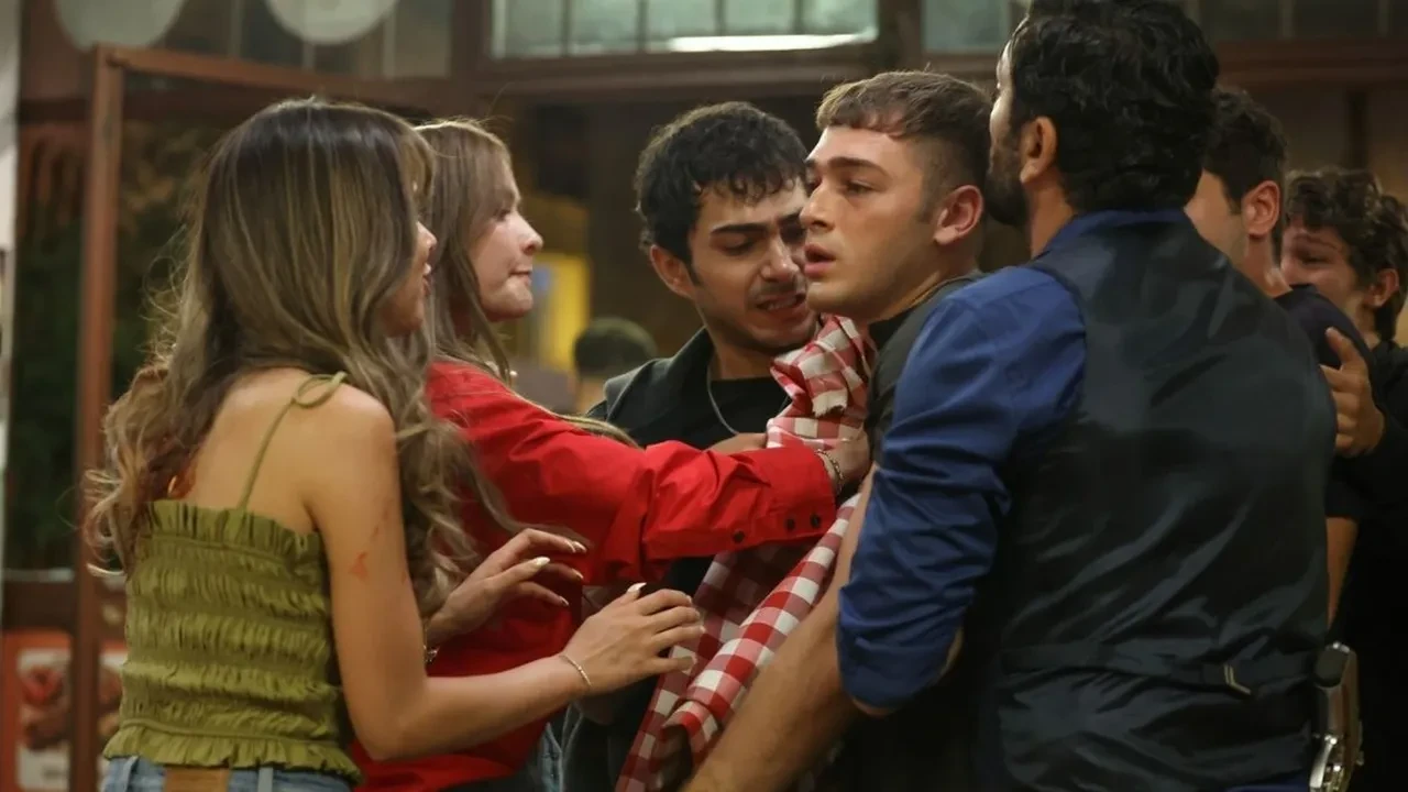 Altı Üstü İstanbul 12. Bölüm Sado ölecek mi? Naz kurtulacak mı?