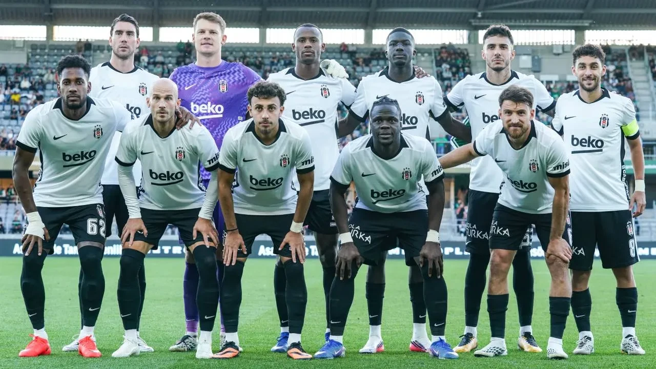 Beşiktaş'ta 2 ayrılık resmen açıklandı! Tecrübeli oyuncular veda etti