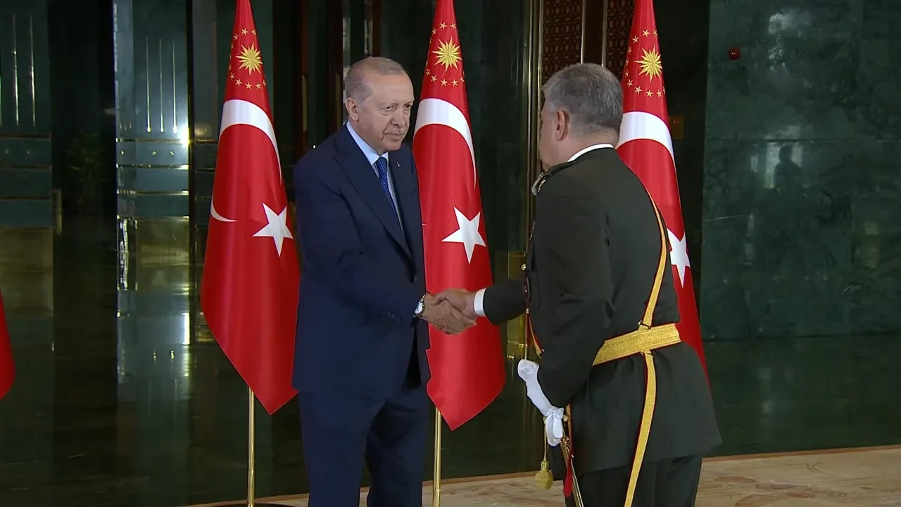 Cumhurbaşkanı Erdoğan, Külliye’de 30 Ağustos tebriklerini kabul etti