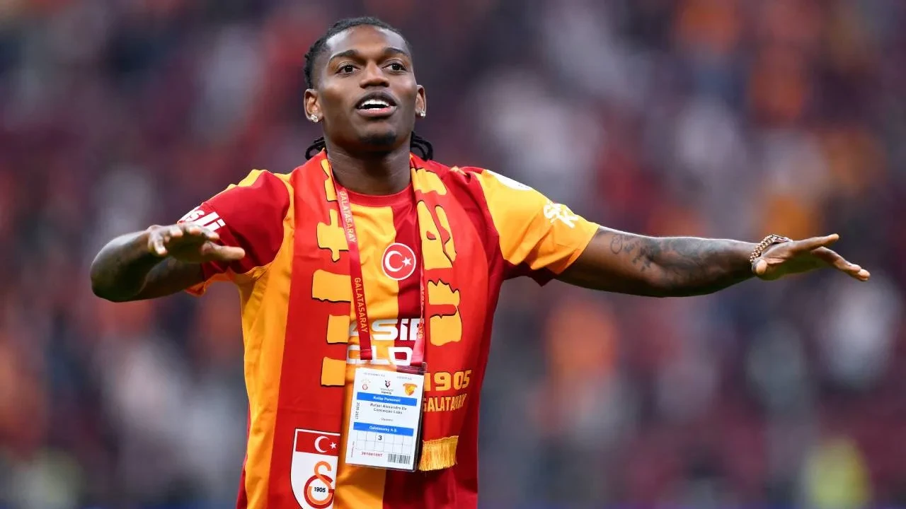 Galatasaray'ın yeni transferi Leao hedefini açıkladı! "Tekrar şampiyon olmak için buradayım"