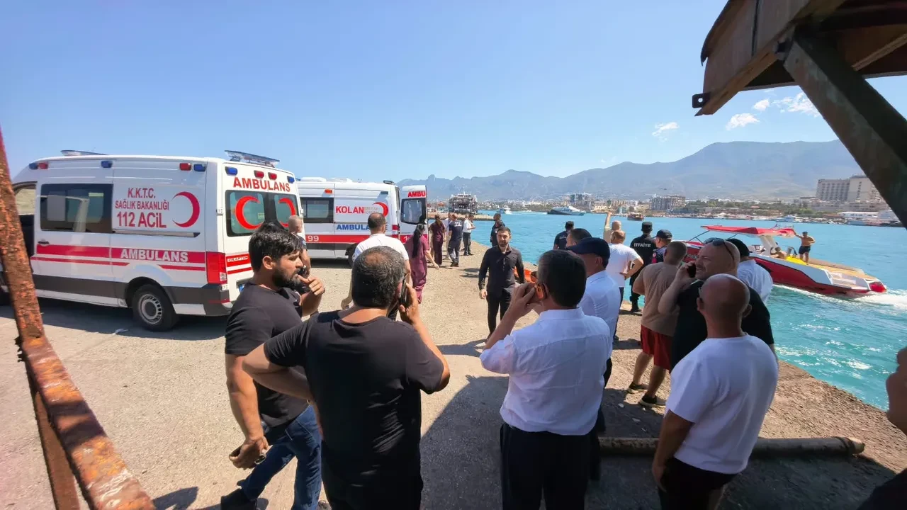 Girne açıklarında feribot alabora oldu: 8 ölü, 18 kayıp