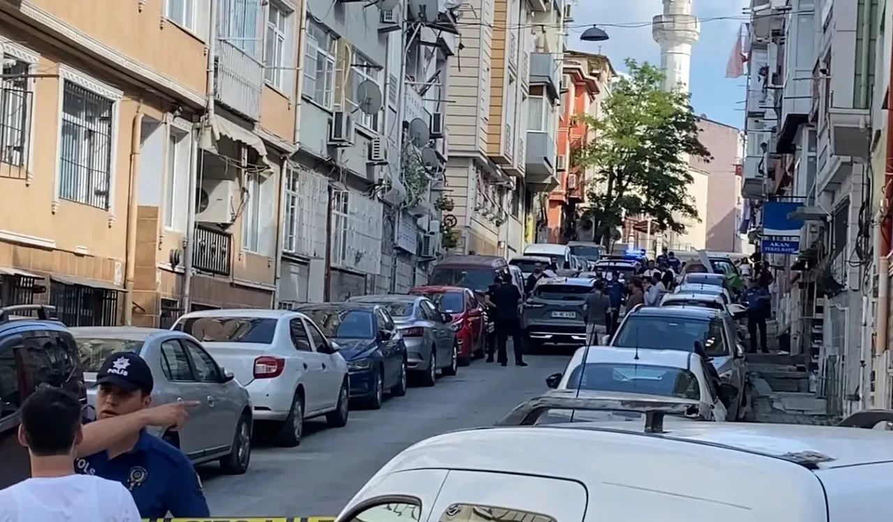 İstanbul Fatih'te kan donduran vahşet! Eşini ve çocuğu öldürüp, intihar etti