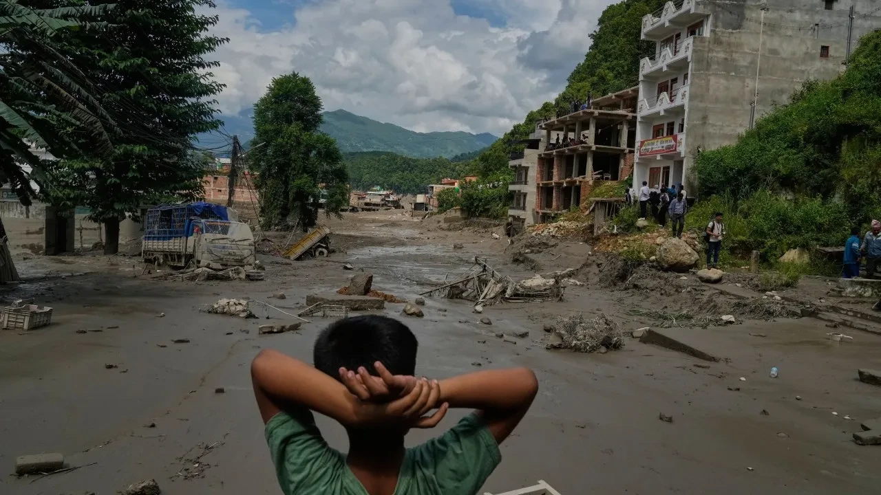 Nepal sel felaketi tam olarak neyden kaynaklanıyor? Bir uzman açıkladı