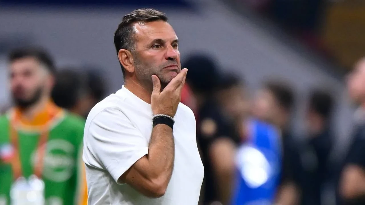Okan Buruk'tan taraftarı heyecanlandıran transfer açıklaması! Mevki mevki isteklerini sıraladı