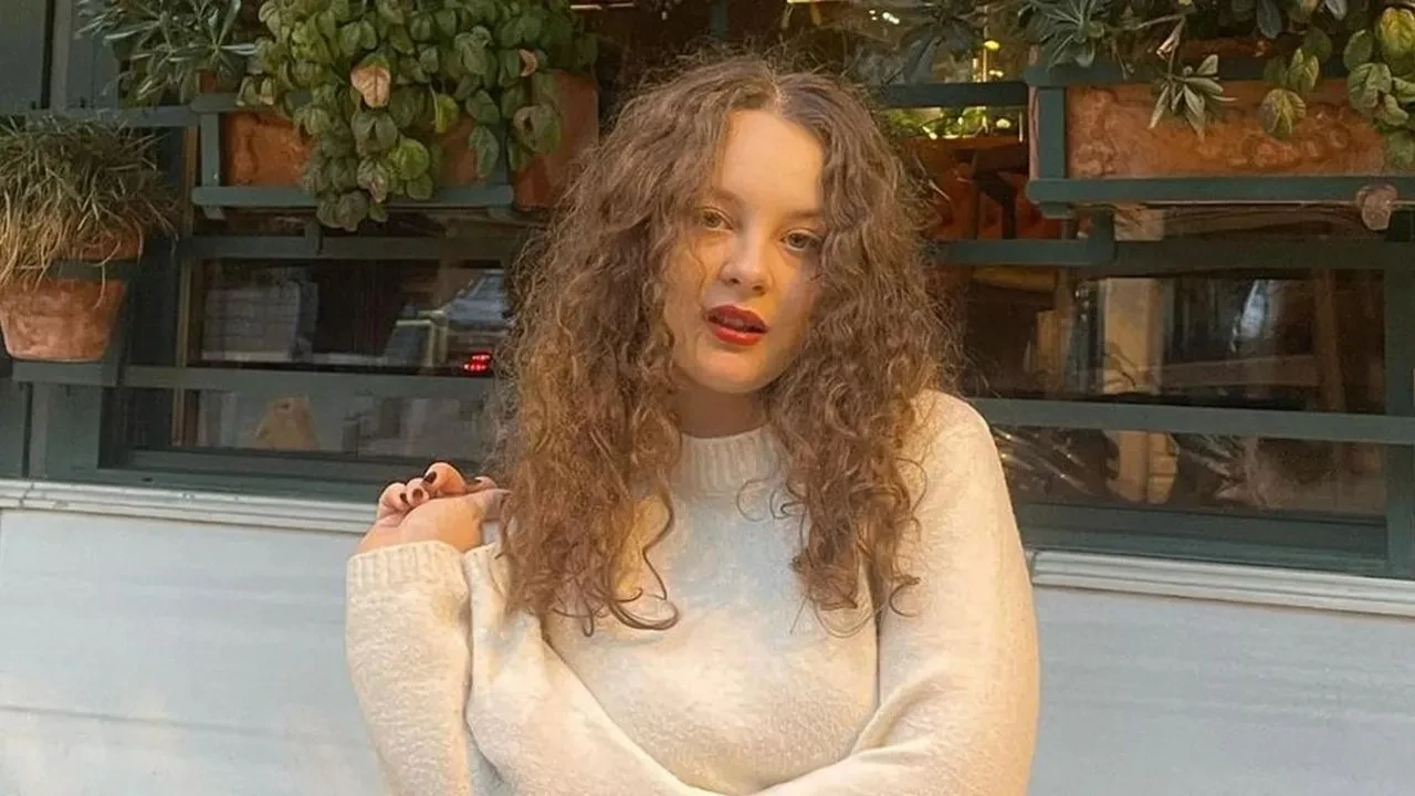 Sevdam Karadeniz’de dengeler değişiyor! Sema Keçik ve Merve Ateş Yeniceli Ailesi’ne katıldı