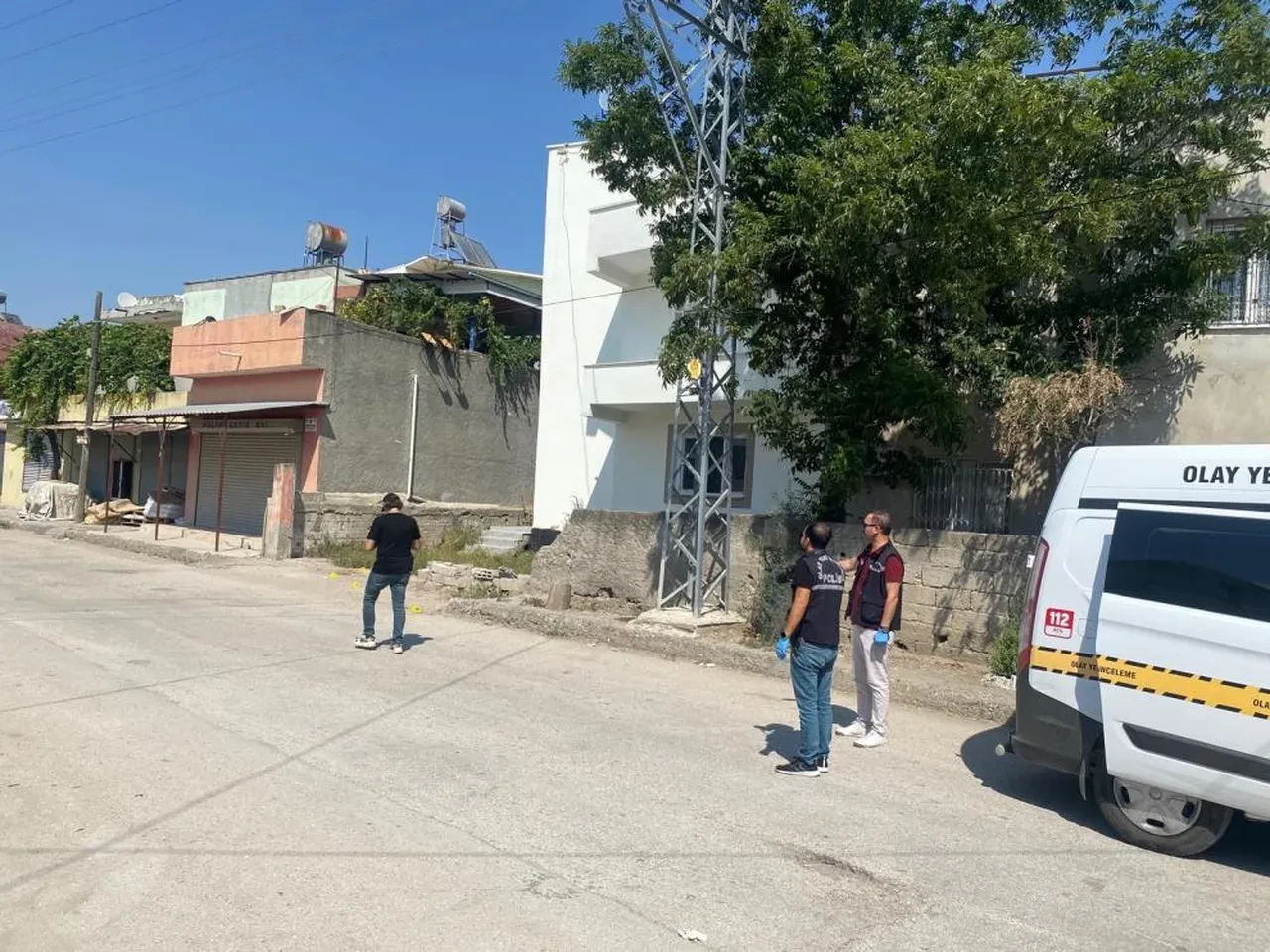 Sokak ortasında dehşet! Boşanma aşamasındaki eşini ve baldızını vurdu