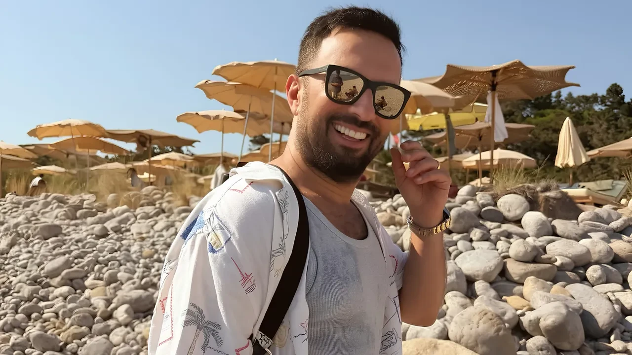 Tarkan’dan konser öncesi sürpriz değişiklik! Yeni imajı dikkat çekti