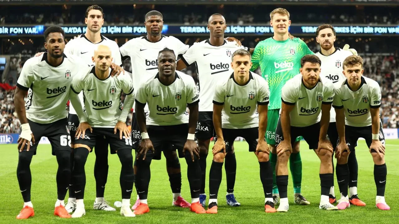 Beşiktaş'tan 6 gollü galibiyet! "Kara Kartal" evinde uçuşa geçti