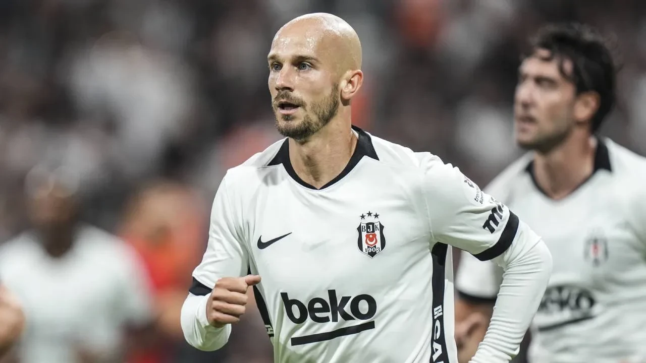 Beşiktaş'tan 6 gollü galibiyet! "Kara Kartal" evinde uçuşa geçti