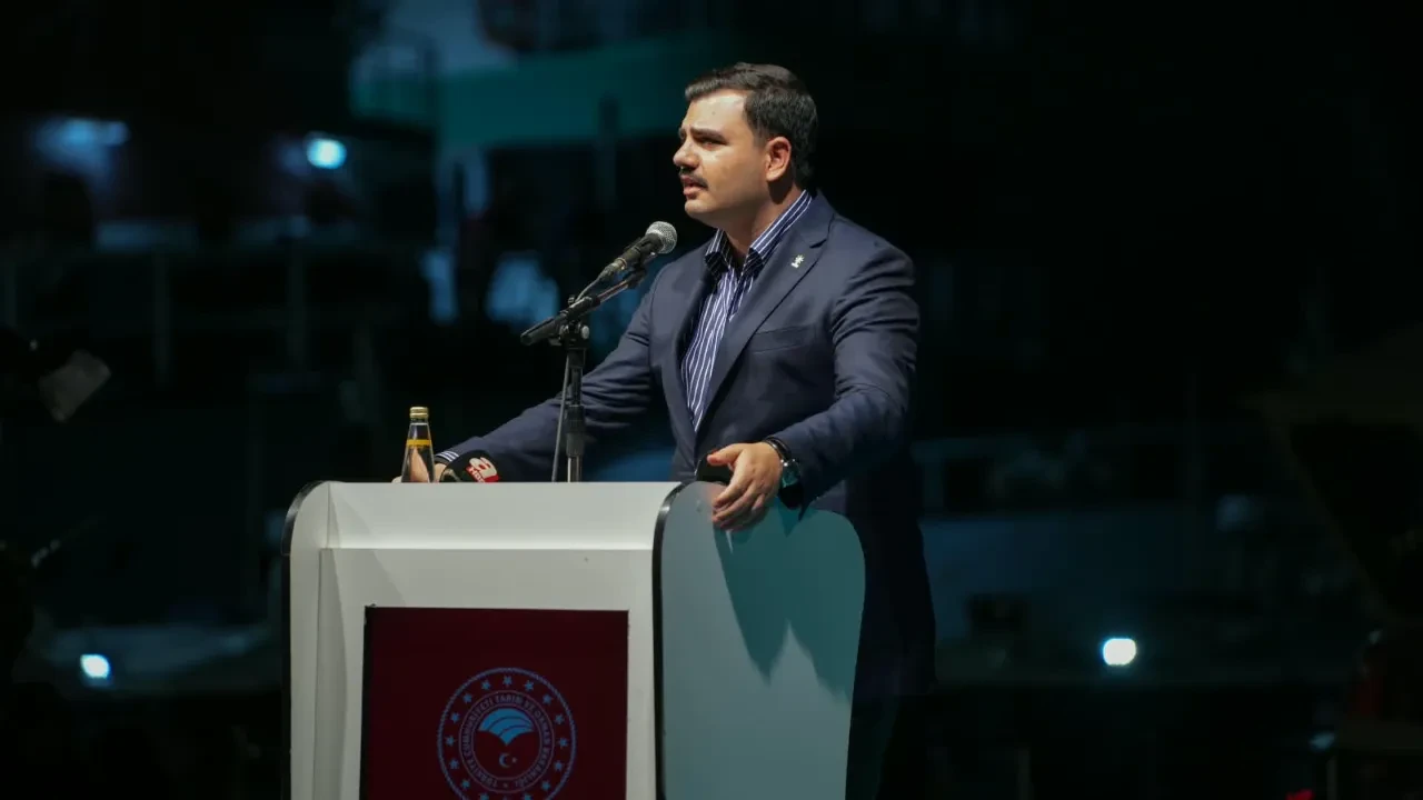 Eyyüp Kadir İnan: Siz yeter ki üretin, engelleri biz aşarız
