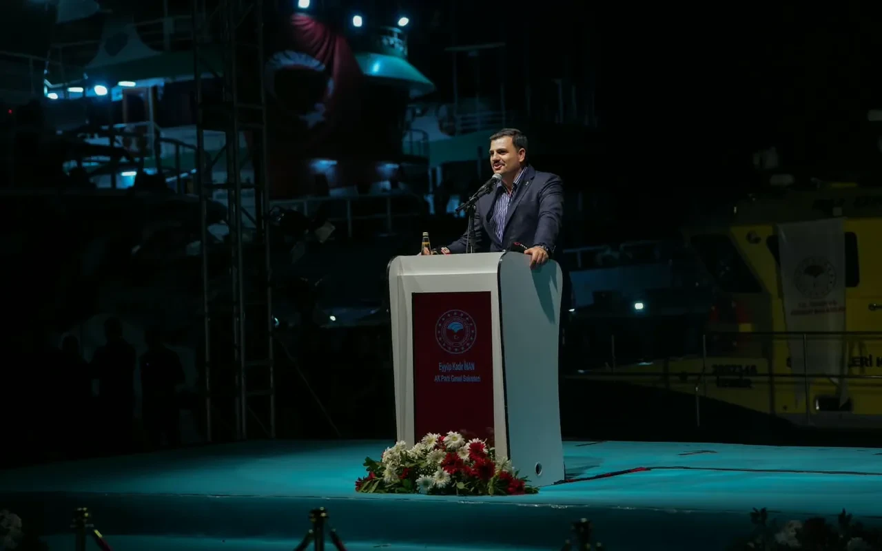 Eyyüp Kadir İnan: Siz yeter ki üretin, engelleri biz aşarız