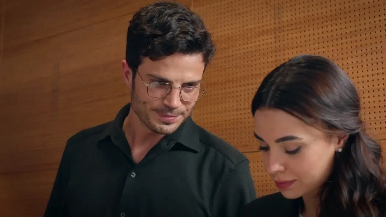 İki Tez Arasında oyuncuları kim? İki Tez Arasında dizi mi, film mi? İki Tez Arasında konusu, nerede çekildi?