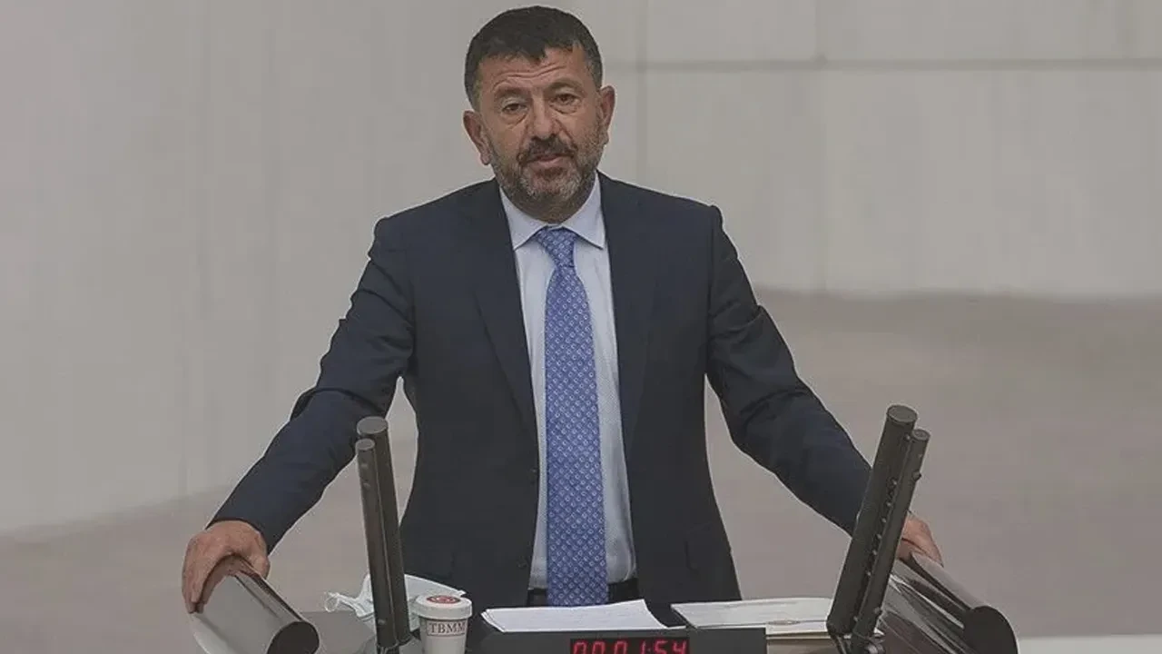 Veli Ağbaba ve ailesini tehdit edip 20 milyon istediler: 4 tutuklama