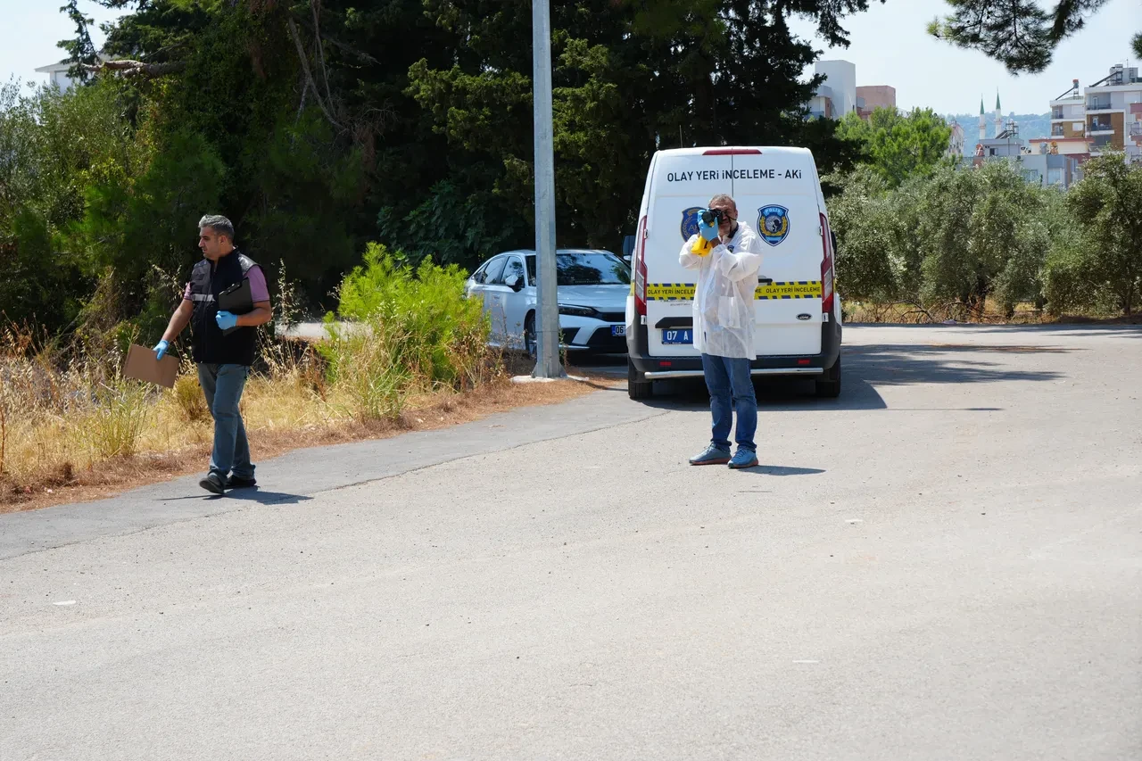 Antalya'da şüpheli ölüm! Ağaçlık alanda elleri bağlı halde bulundu