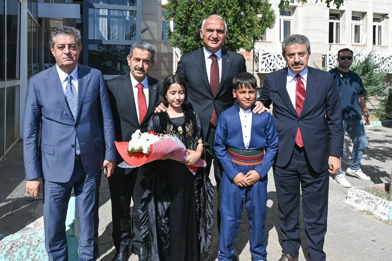 Bakan Ersoy Şırnak’ta! Valiliği ziyaret etti