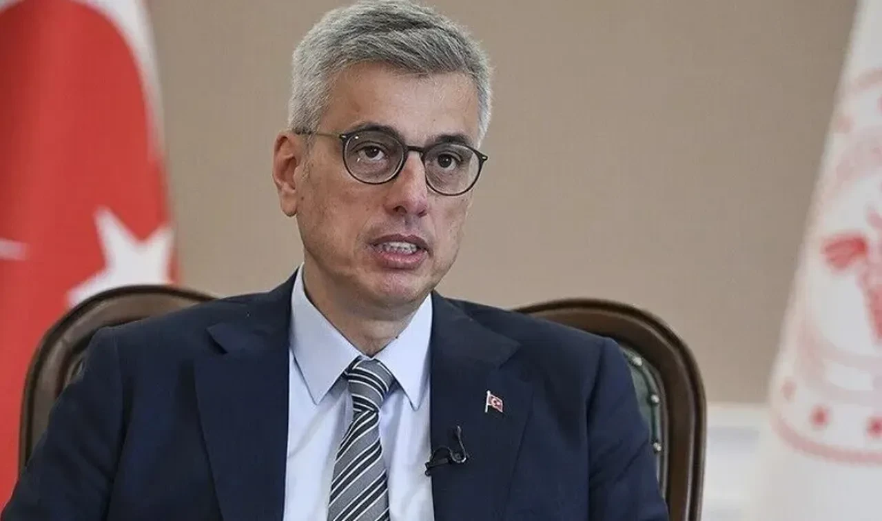 Bakan Memişoğlu son durumu duyurdu: Sağlıkta üç büyük yatırım için geri sayım başladı