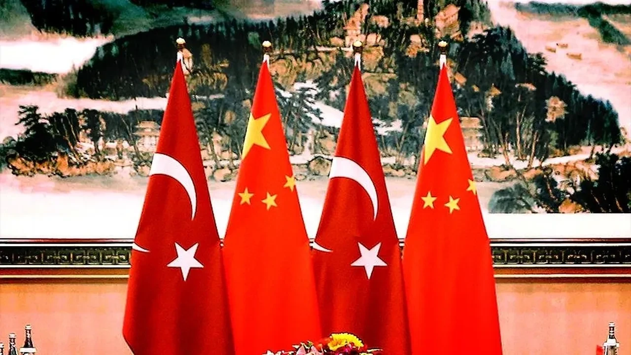 Çin küresel düzeni nasıl dönüştürüyor? Doç. Dr. Merve Suna Özcan'dan kritik analiz