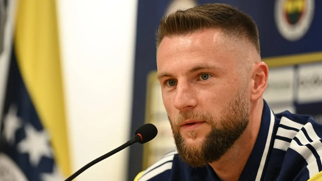 Fenerbahçe'de Milan Skriniar, Sturm Graz maçıyla ilgili konuştu! "Avantajlı bir skor almak için çalışacağız"