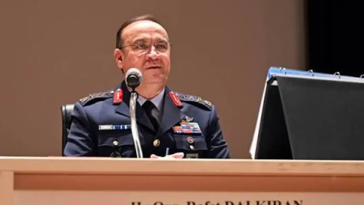 Hava Kuvvetleri Komutanı Rafet Dalkıran kimdir, kaç yaşında ve hangi görevlerde bulundu?