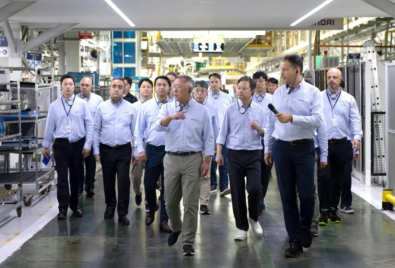 Hyundai’nin patronu IONIQ 3 için İzmit’e geldi: İşçilerden tek bir şey istedi