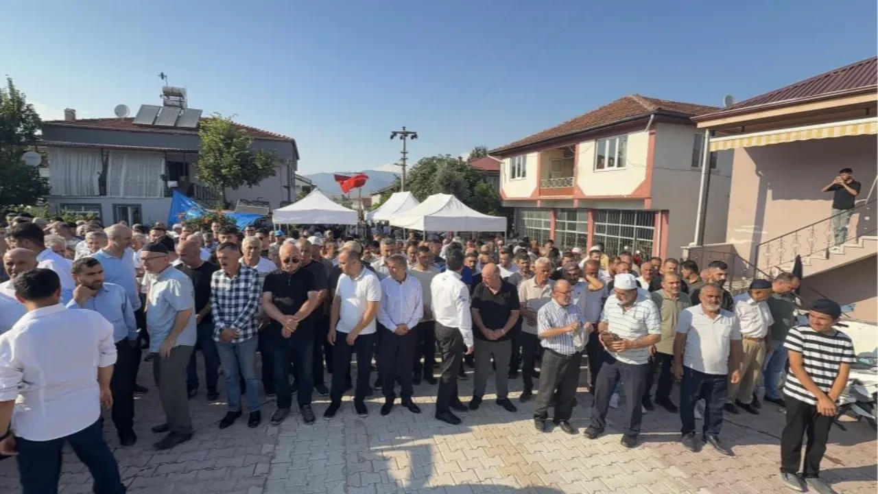 İki aydır haber alınamıyordu: Kayıp genç için gıyabında cenaze namazı kılındı