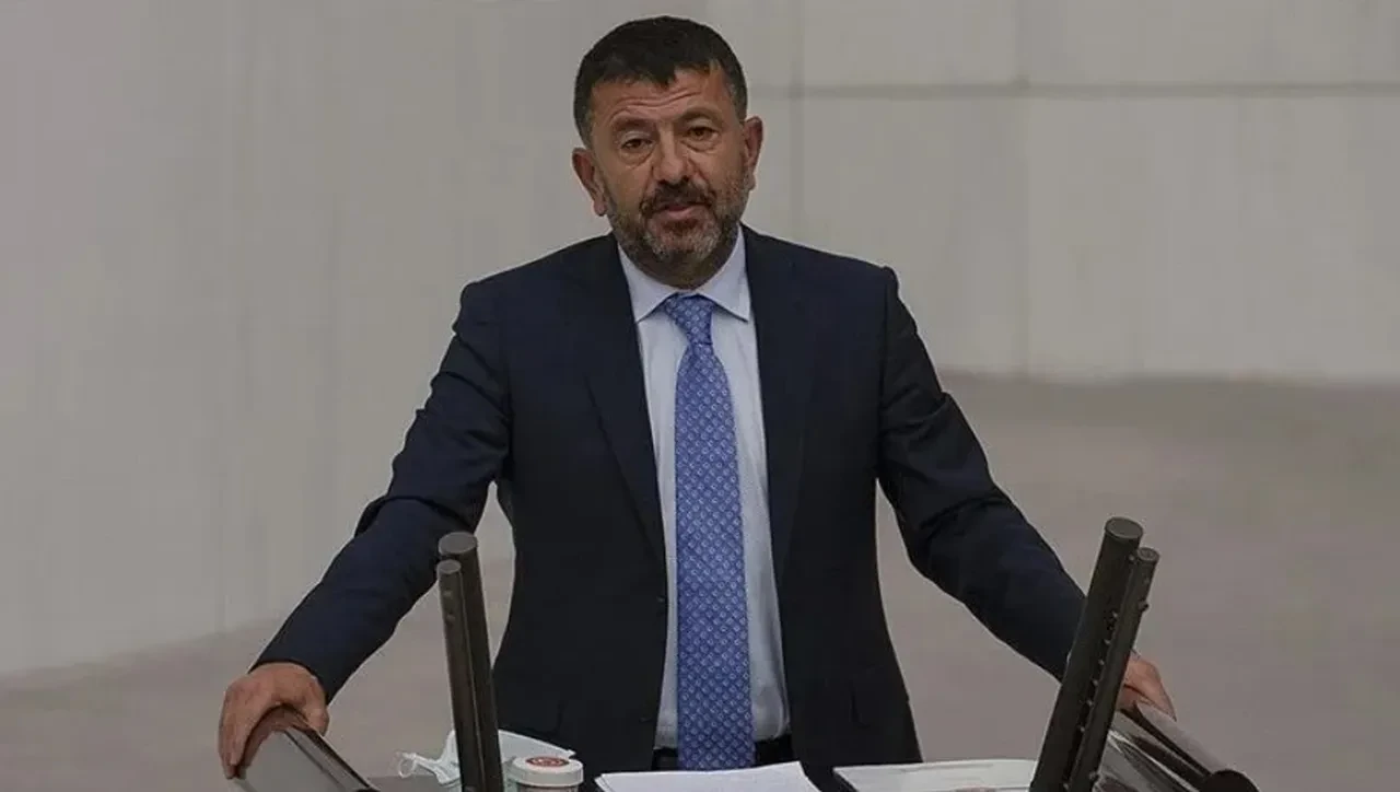 Özgür Özel ve Veli Ağbaba hakkında fezleke hazırlandı