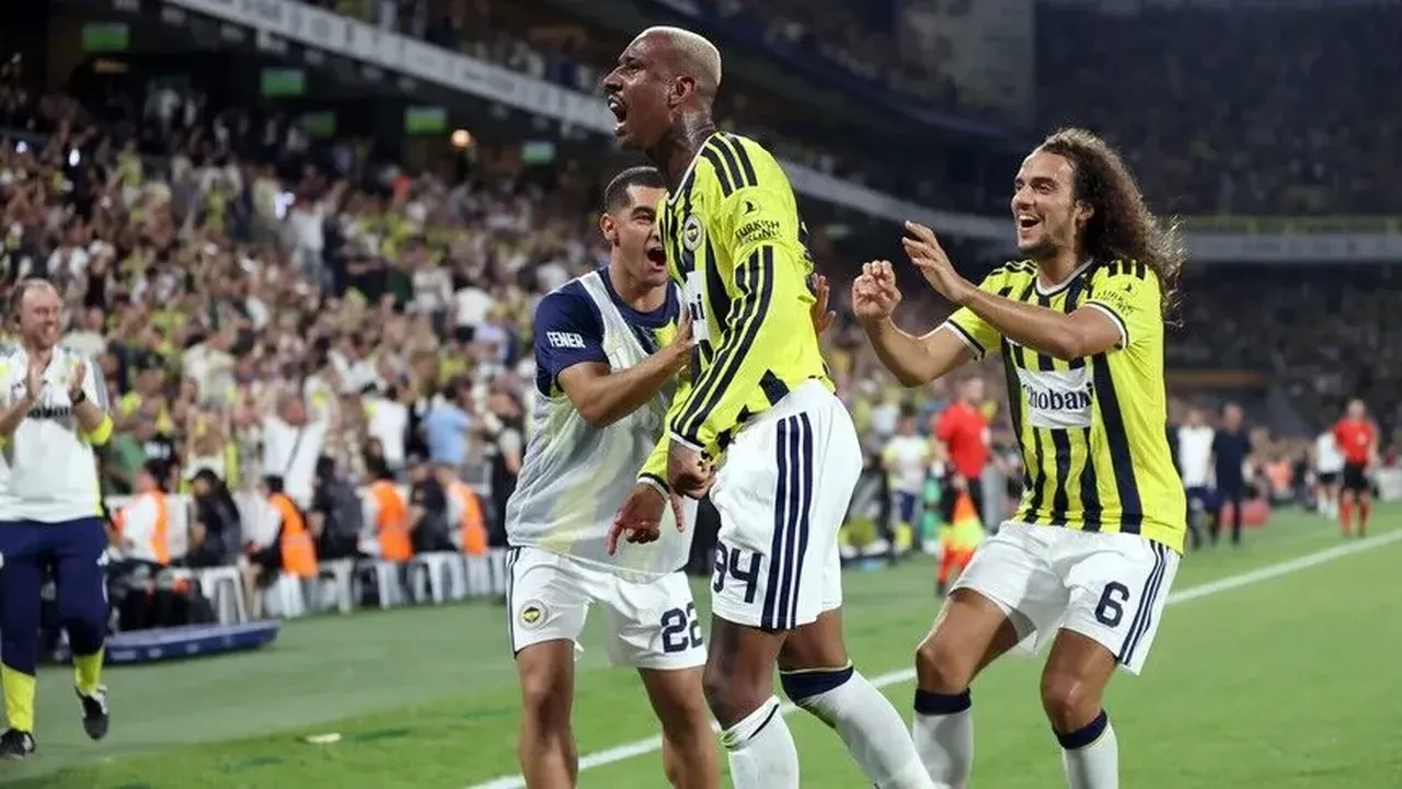 Sturm Graz Fenerbahçe UEFA listesi! Fenerbahçe Sturm Graz maç kadrosu kimler var?