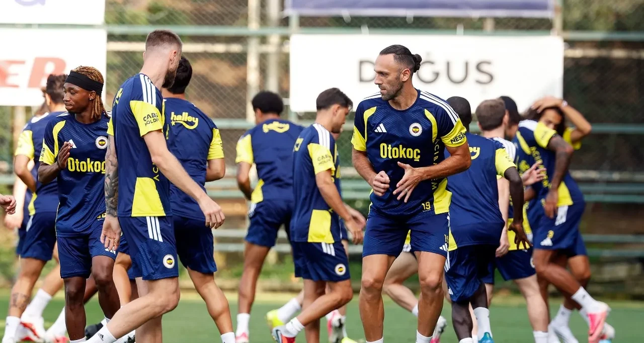 Sturm Graz Fenerbahçe UEFA listesi! Fenerbahçe Sturm Graz maç kadrosu kimler var?