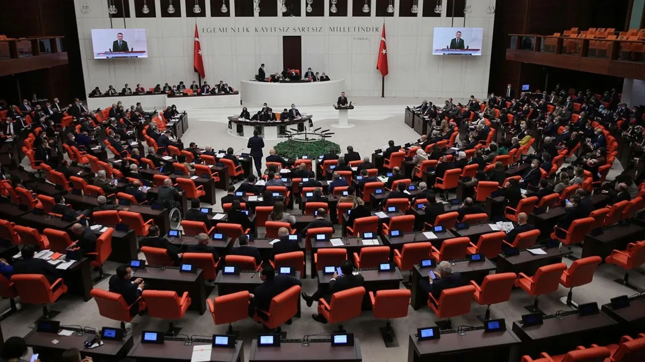 TÜGŞAV'dan kanun teklifine destek: Vefa borcunun bir nişanesi