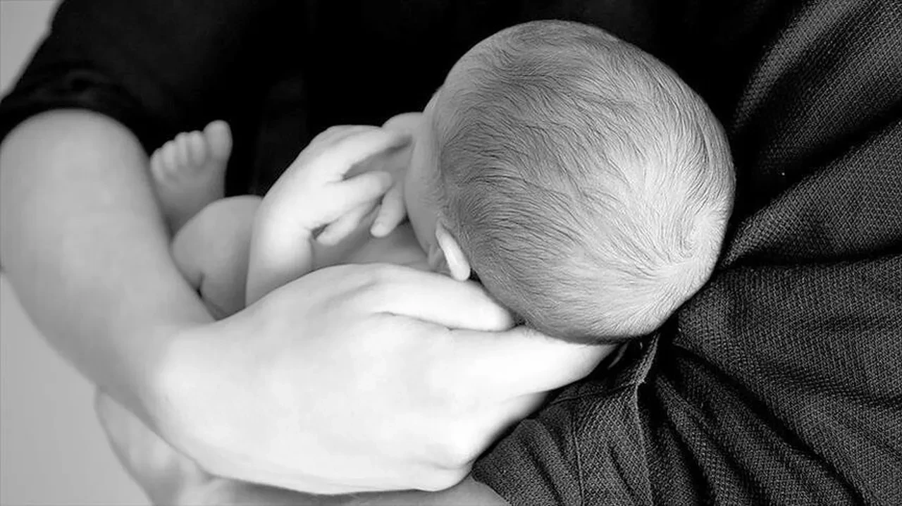 Anne sütünün faydaları saymakla bitmiyor: Hem bebeği hem anneyi koruyor