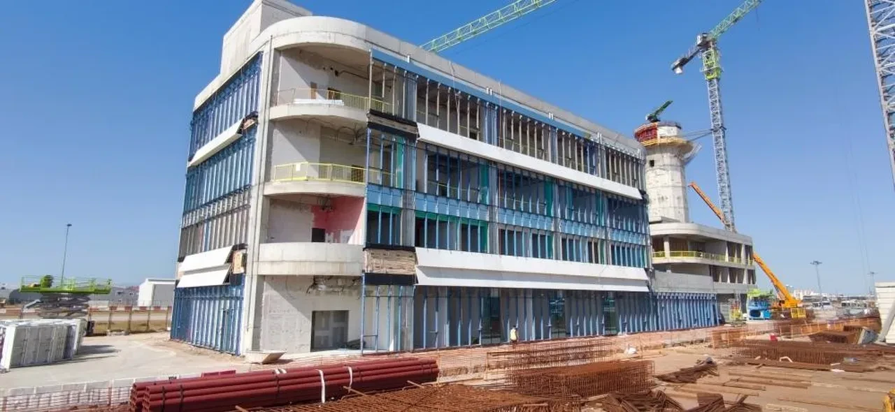 Bakan Uraloğlu duyurdu! Antalya Havalimanı’nın yeni simgesinde 46 Metre aşıldı