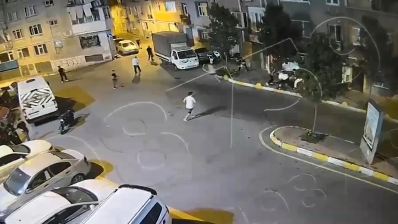Barışmak için gitti sonu kanlı bitti! 19 yaşındaki genç sokak ortasında katledildi 
