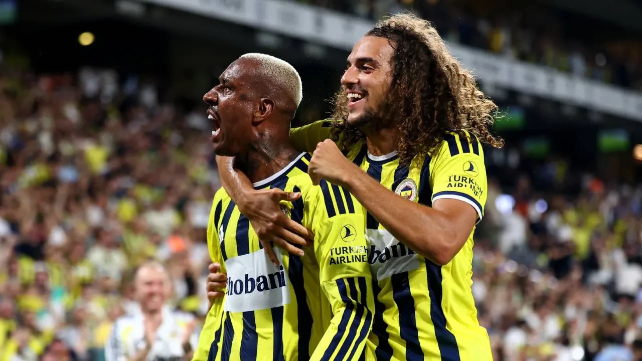 CANLI MAÇ ANLATIMI | Fenerbahçe Sturm Graz Şampiyonlar Ligi 3. eleme turu