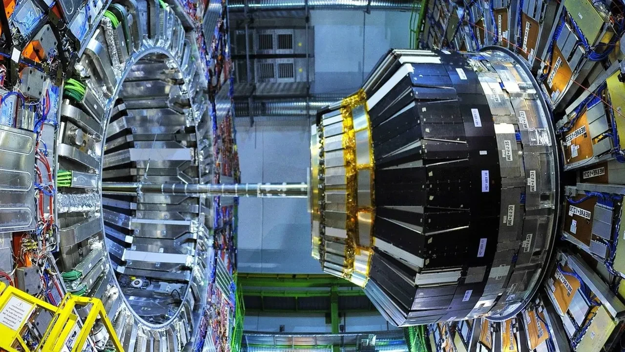 CERN’de ilginç gelişme: Büyük Patlama sonrası bir ilk yaşandı