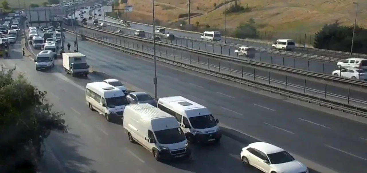 Küçükçekmece'de feci kaza: 3 kişi hayatını kaybetti