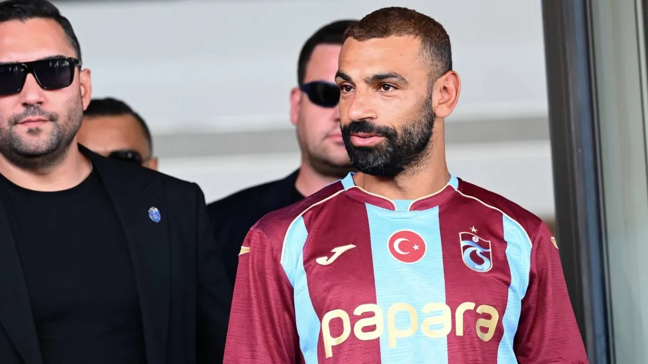 Mohamed Salah, Trabzon'a geldi! Mısırlı yıldızdan ilk açıklama: "Bu inanılmaz ortamda bulunmaktan çok mutluyum"
